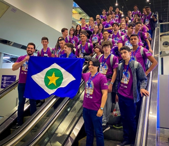 Seduc abre seleção de 100 estudantes para programa de intercâmbio na Inglaterra em 2027